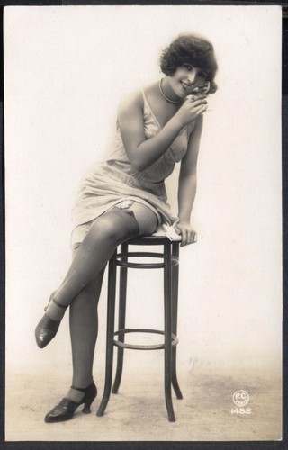 Vintage french risque glamour - risque,
