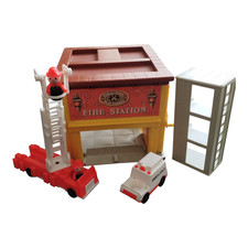 Fisher Price Play Family Fire
