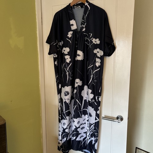 Vintage nightdress robe - nightdress,