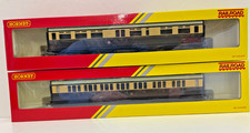 Two Hornby GWR Coaches: R4523 Composite "6135", R4525 Restaurant Coach "9578"