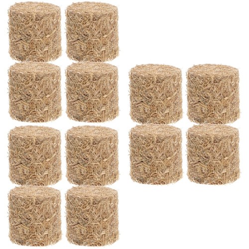 Pieces small hey bales hay - pieces,