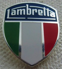 SCOOTER MOD BADGE - LAMBRETTA - ITALIAN COLOUR SHIELD