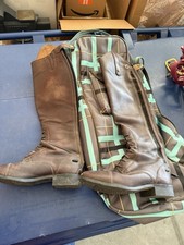 Ariat Heritage Contour Field