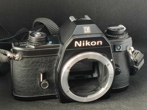 Nikon 35mm slr camera body - camera,