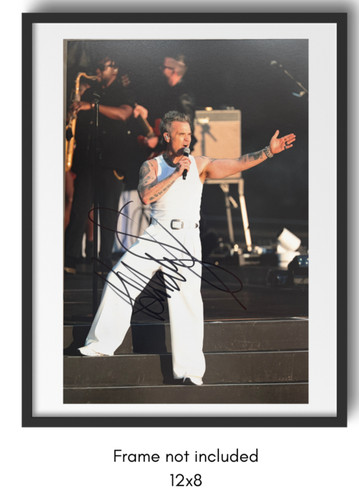 Robbie williams hand - hand, signed