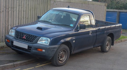 Mitsubishi triton l200 - mitsubishi,