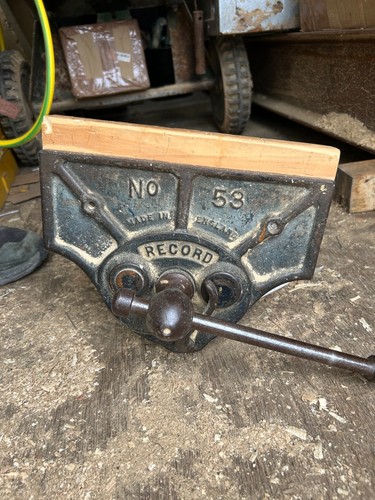 Record woodworking bench - record,