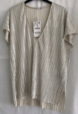 ZARA LADIES DEEP V NECK  SHORT SLEEVE PLISSE TOP SILVER LARGE