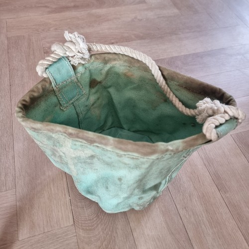 Original vintage ww2 canvas - original,