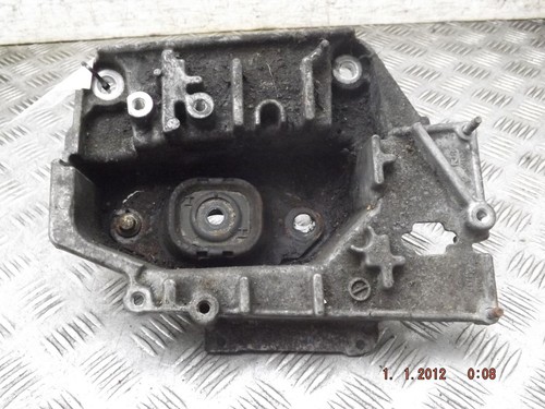 Nissan juke engine mount - engine,