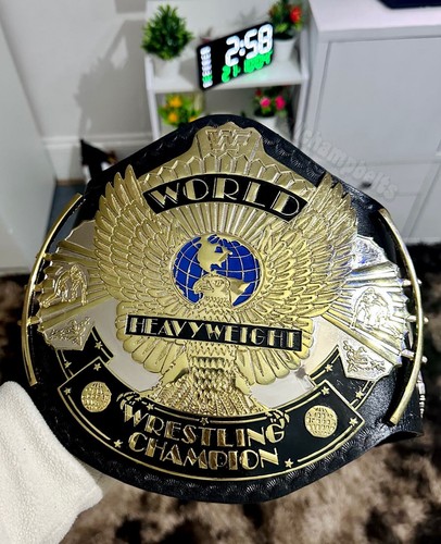 Winged eagle wrestling - winged,
