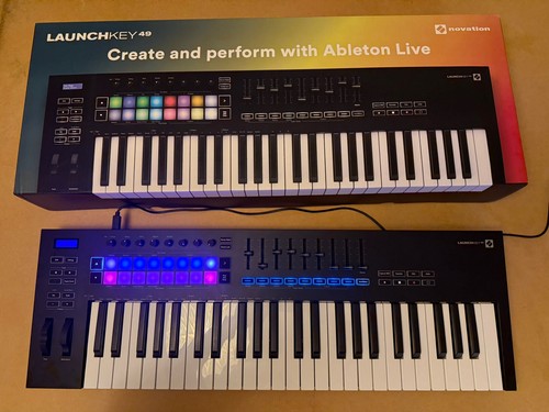 Novation launchkey mk3 - 49,