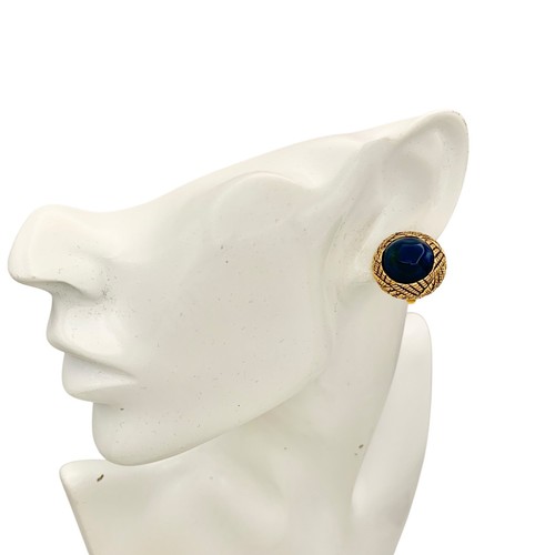 Chanel blue stone - blue,