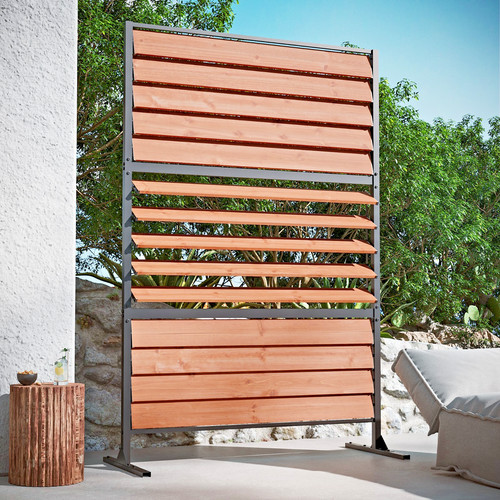 Louvered wood privacy - ft,