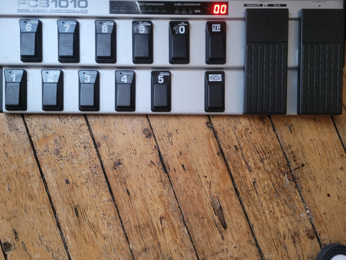 Behringer fcb1010 midi - fcb1010,