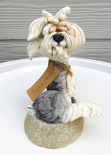 COUNTRY ARTIST ENESCO A BREED