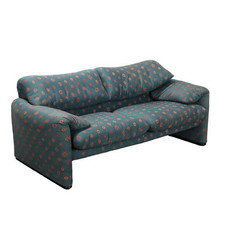 Cassina Maralunga Sofa Design