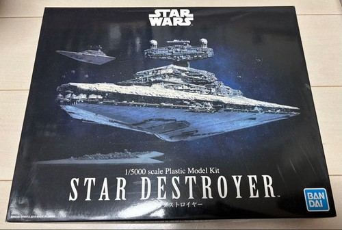 Bandai 5000 star destroyer - 1/5000,