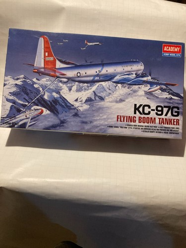 Academy 1605 97g flying - academy,