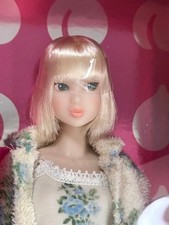 KID BLUE momoko DOLL Platinum