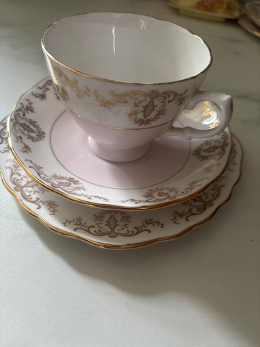 Vintage royal vale bone - bone, china
