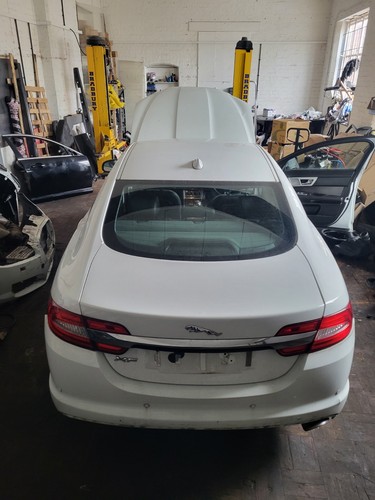 Breaking jaguar auto - xf, 2014
