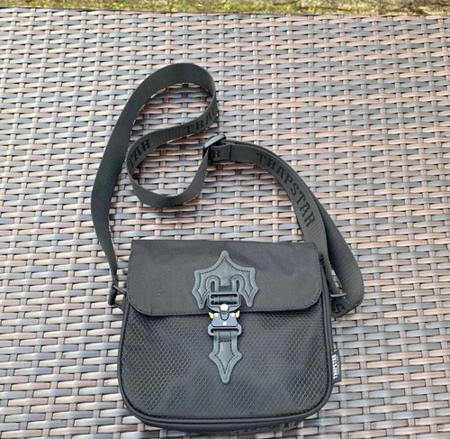 Trapstar blackout irongate t - blackout,