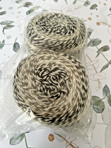 Unbranded cake yarn 100 - cake,