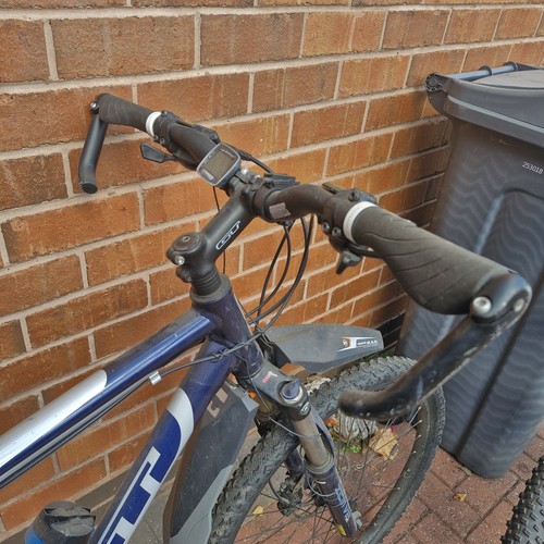 Suntour mountain bike - gt,