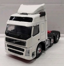 CORGI PLAIN WHITE VOLVO FM 6X2 SOLO UNIT  1:50 SCALE CODE 3 🚛