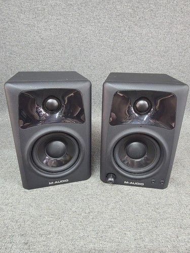 Audio av32 studio monitor - m-audio,