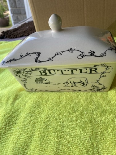 Butter dish with lid - butter, cow