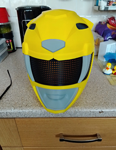 Power rangers yellow full - power,