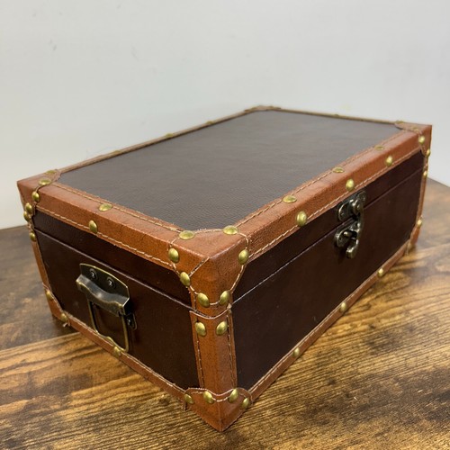 Unbranded vintage style small - unbranded,