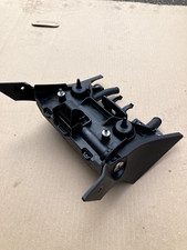Bmw F800 gs 2015 seat release mechanism