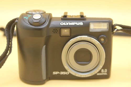 Olympus 350 8mp compact - 8mp,