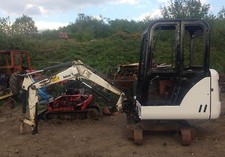 Dismantling-Bobcat 325 mini digger excavator! Tipping links only