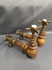  BRASS GLOBE TAPS RECLAIMED &