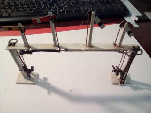 Crescent gauge bridge - crescent,
