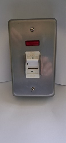 Ac22a 32amp n - tp&n, lockable