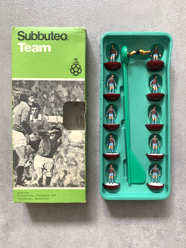 Subbuteo team burnley 334 - subbuteo,
