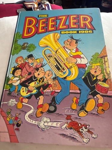 The beezer book - book, 1986
