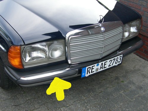 Mercedes w123 rubber strip - mercedes,