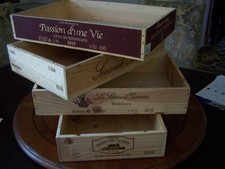 3 X FRENCH FLAT WOODEN WINE CRATE BOXES -RETAIL SHOP MARKET MUSEUM DISPLAY UNIT