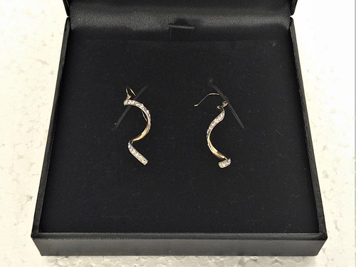 9ct gold earrings per - 9ct,