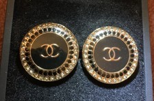 CHANEL CC Logo Round Button Earrings Gold Tone