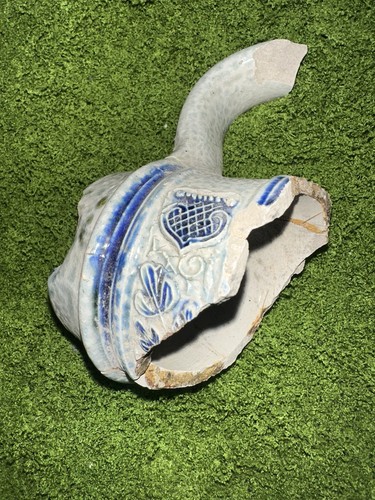 Post medieval pottery broken - medieval,