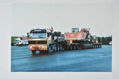 Mercedes benz heavy - mercedes,