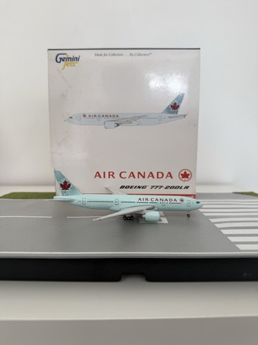 Air canada boeing 777 - canada,