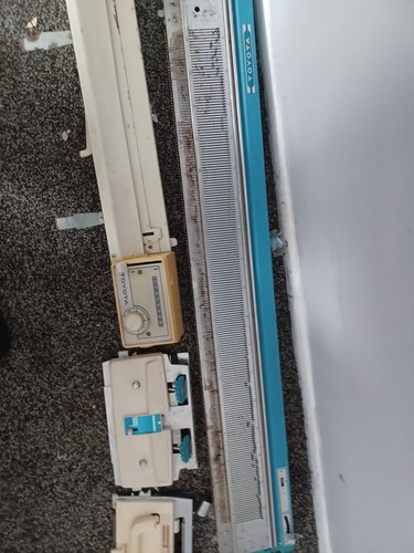 Toyota knitting machine - toyota,